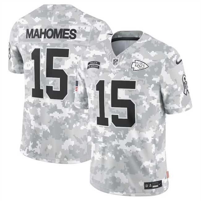 Men%27s Kansas City Chiefs #15 Patrick Mahomes 2024 Arctic Camo Salute To Service Limited Stitched Jersey Dyin